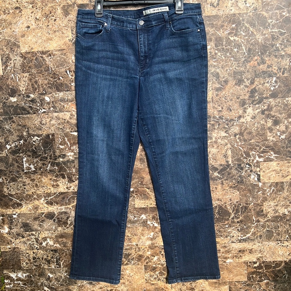 DKNY straight-legged Jeans